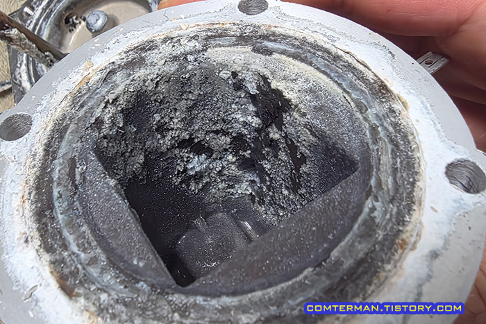 가찌아 클래식 알루미늄 보일러 내부 스케일 부식