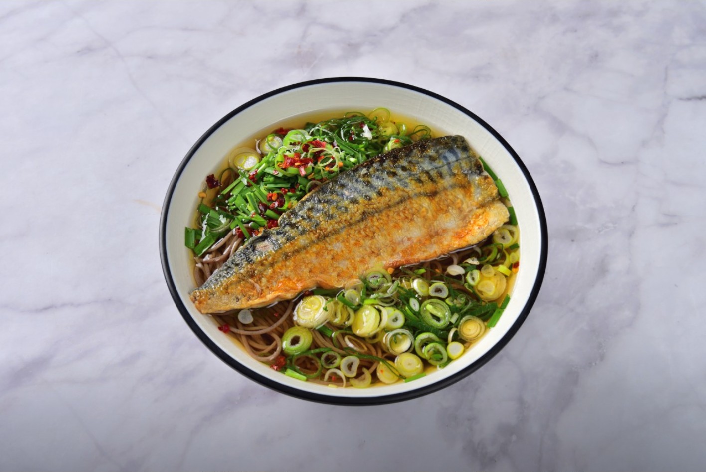 자가 제면과 독창적 메뉴로 유명한 신촌 소바연구소 리뷰