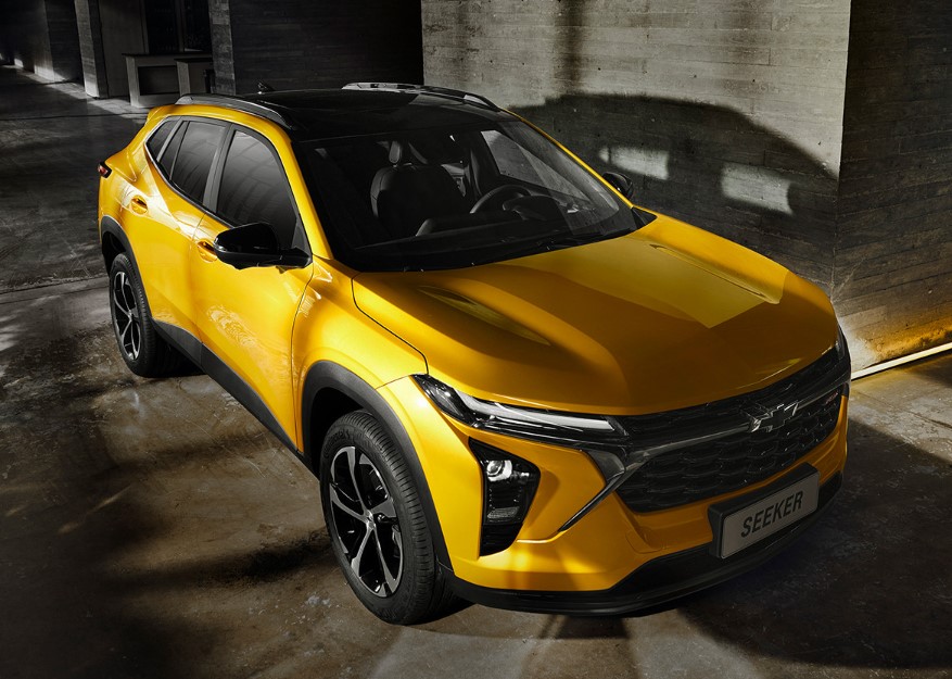 2023-트랙스씨커-정면