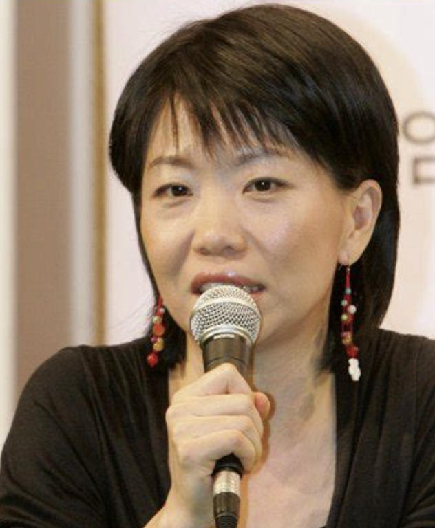 인은아 작가와 관련된 이미지