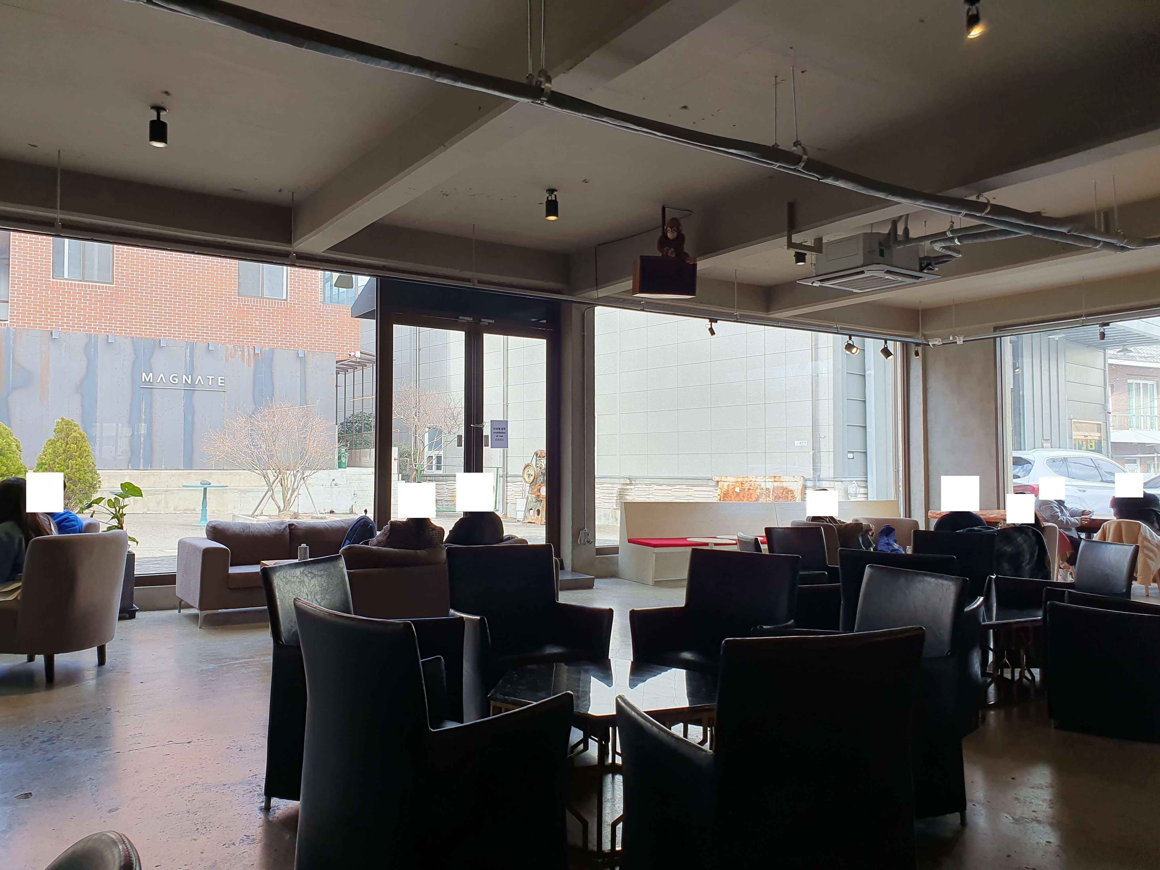 대연동 까페 추천 메그네이트-까페 내부