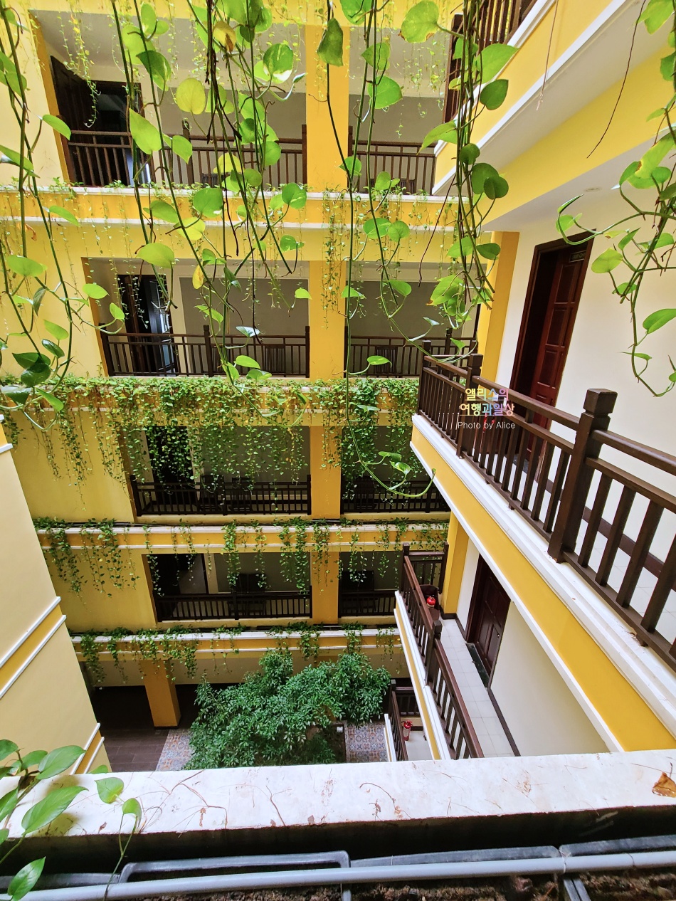 가성비 대박, 호이안 멀베리 컬렉션 실크빌리지 리조트 트렌디 프리미어룸 발코니 솔직후기