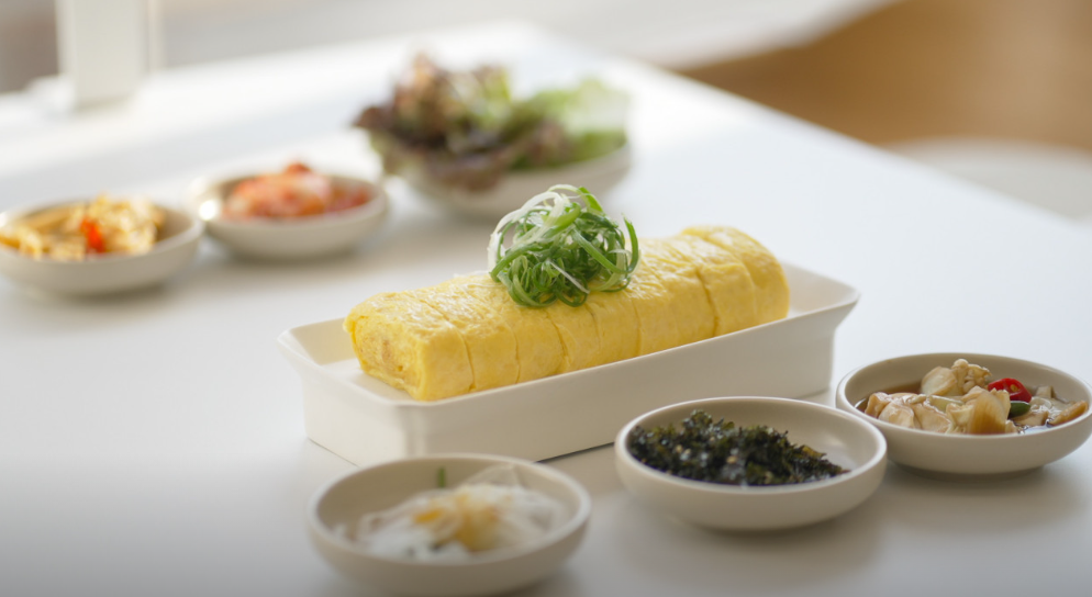 계란말이와 기본반찬