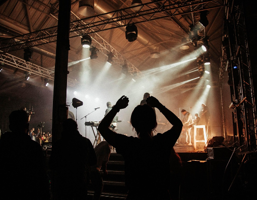 무대 위의 찰나를 위해: 공연 제작 과정의 모든 것
