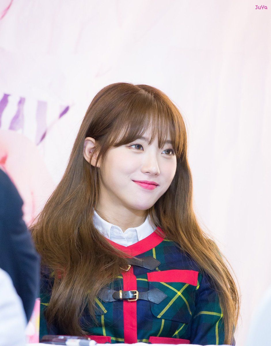 우주소녀 루다 인스타그램 사진 몸매