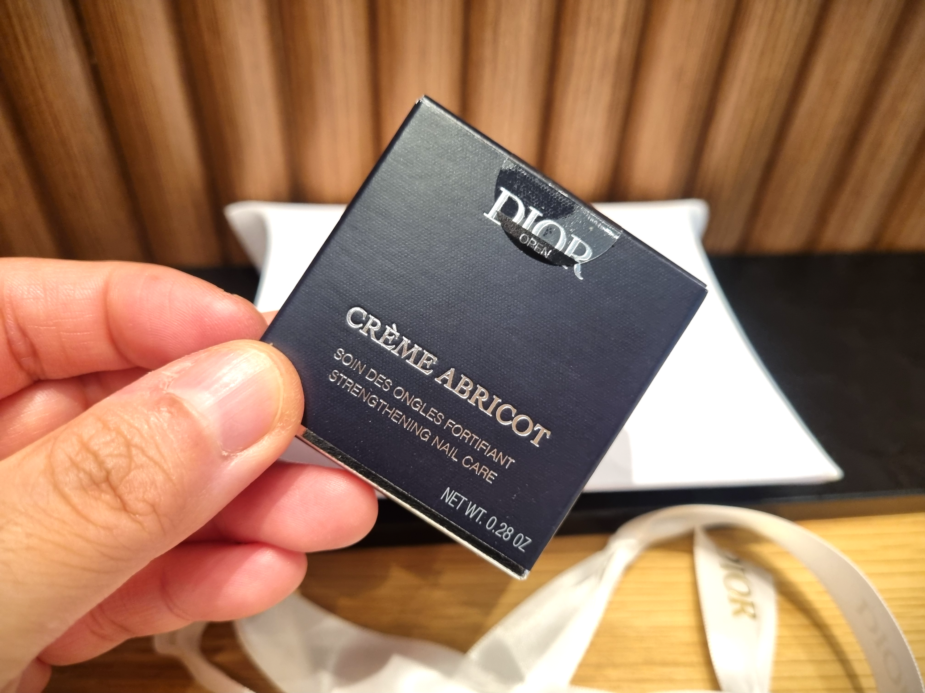 디올 크렘 아프리콧