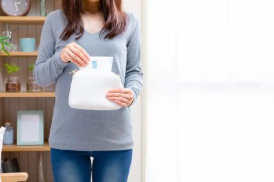 콧물 같은 덩어리의 분비물