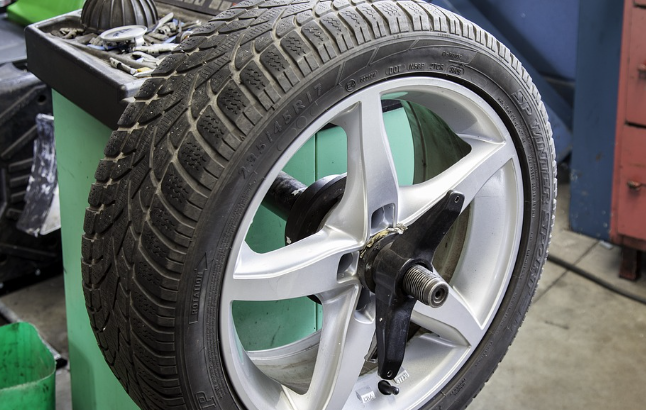 한국타이어 vs 금호타이어 가격 비교 &ndash; 성능과 가성비를 고려한 선택 가이드