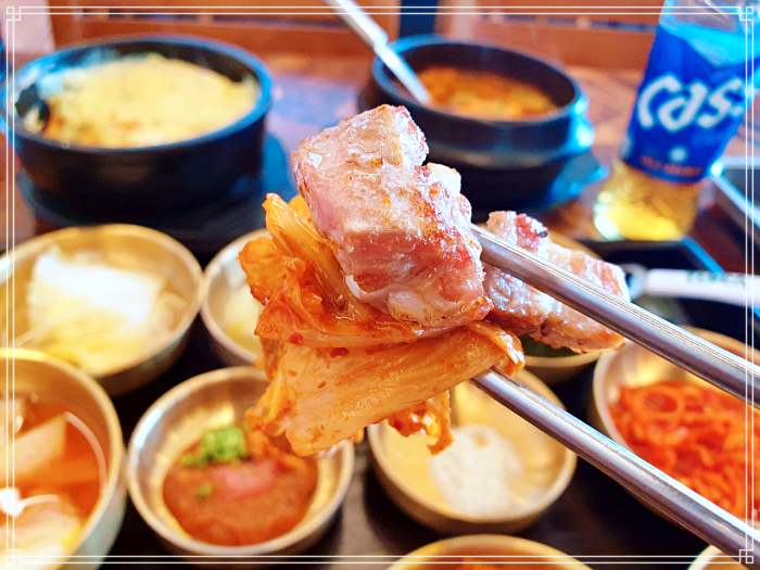 김포 고촌 맛집 삼겹살과 김치의 환상 호흡! 팔도 김치 삼겹살