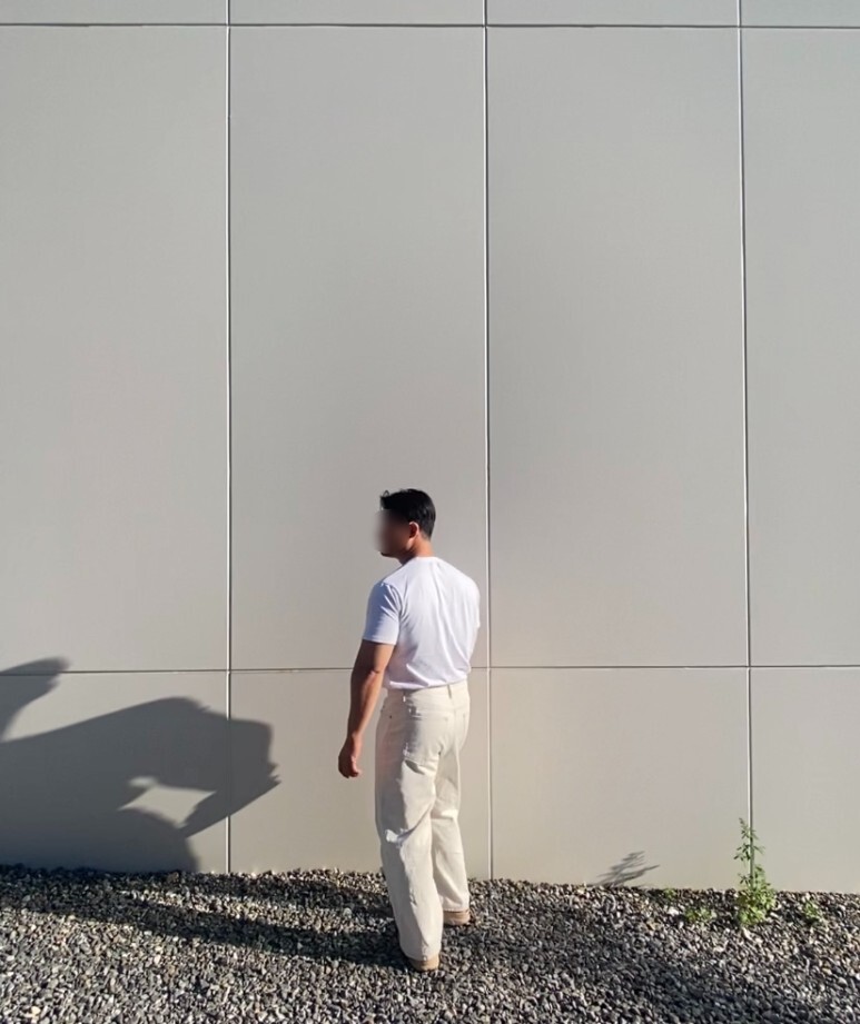 데일리룩(오뭘입) 폴로 베이직 반팔 티셔츠, 무탠다드 무신사스탠다드 와이드 데님 팬츠 크림, 크록스 클래식 올터레인 베이지, 데일리룩, 남자데일리코디, 남자데일리패션, ootd