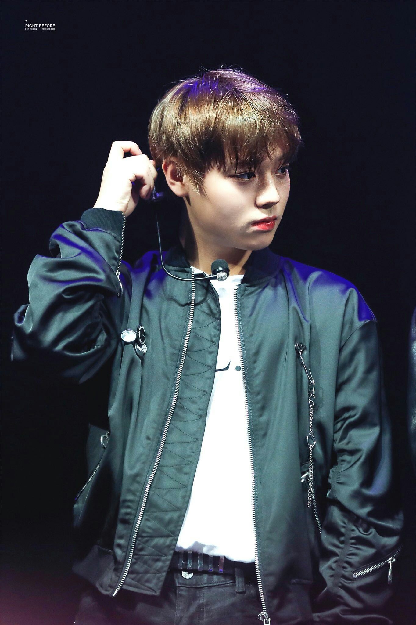 워너원 강다니엘 움짤