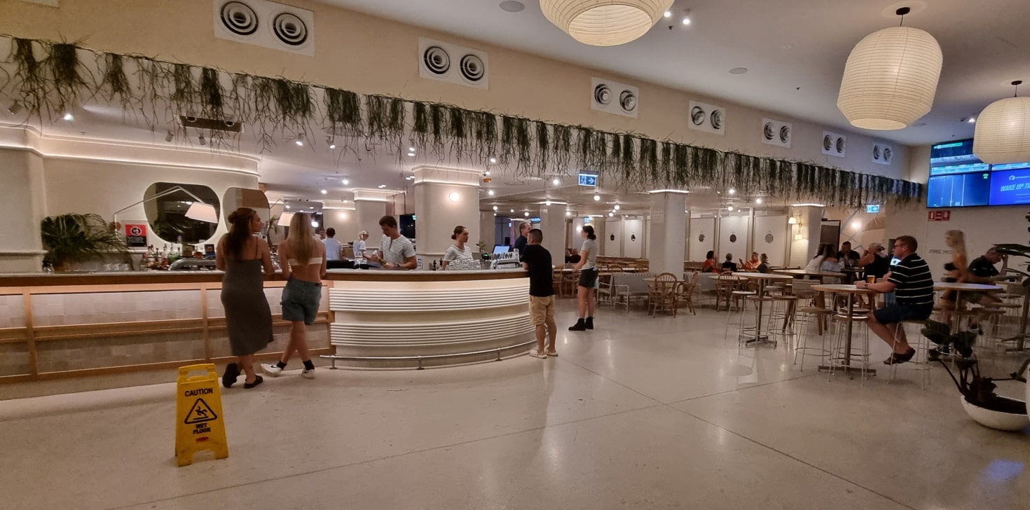 테리걸 호텔 크라운 플라자