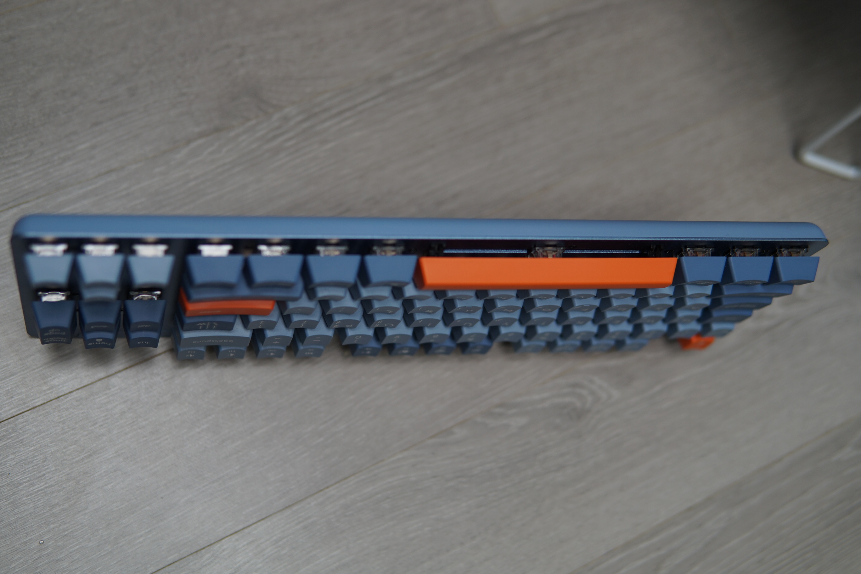 로지텍 사무용 기계식 키보드 K855