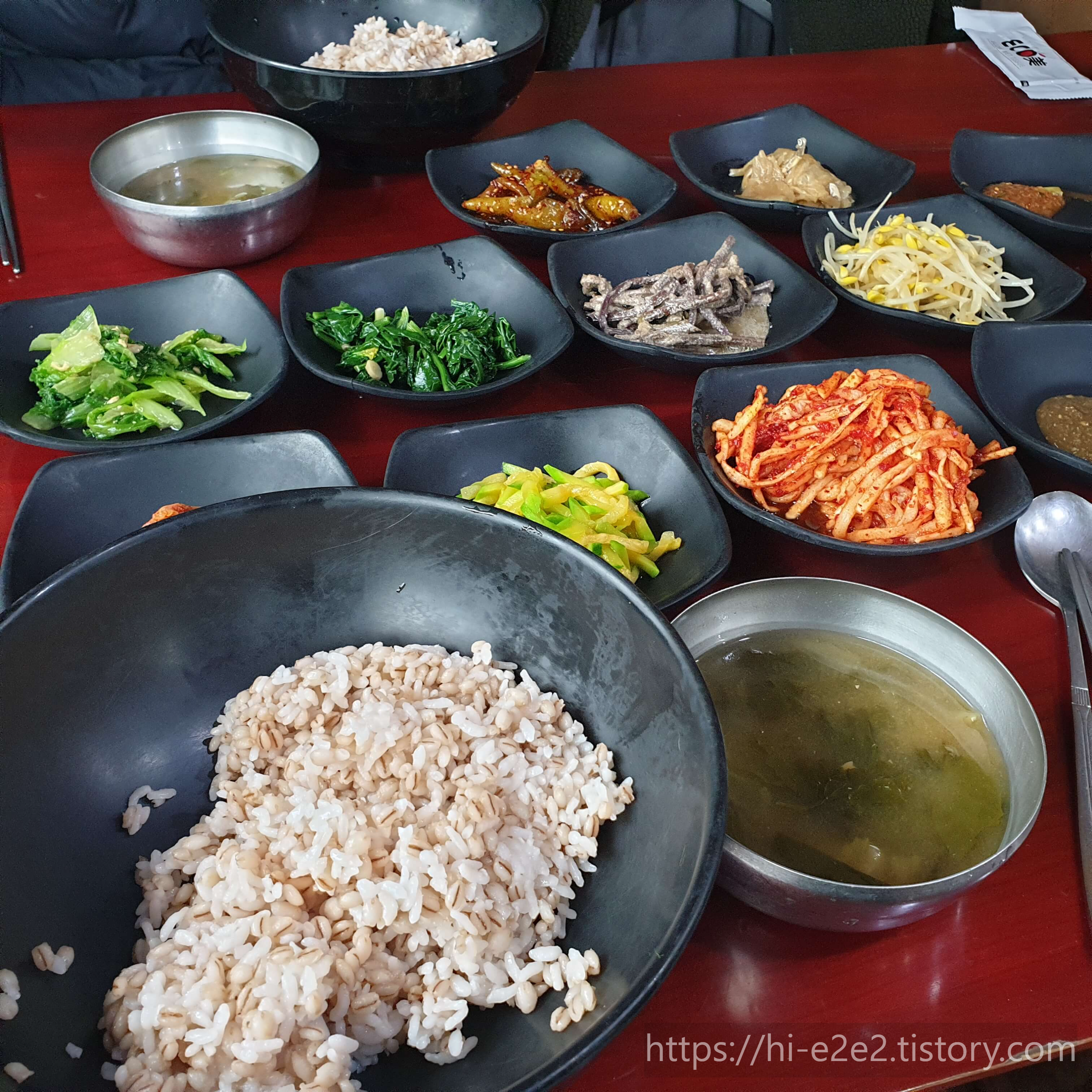 옛날밥상 보리밥