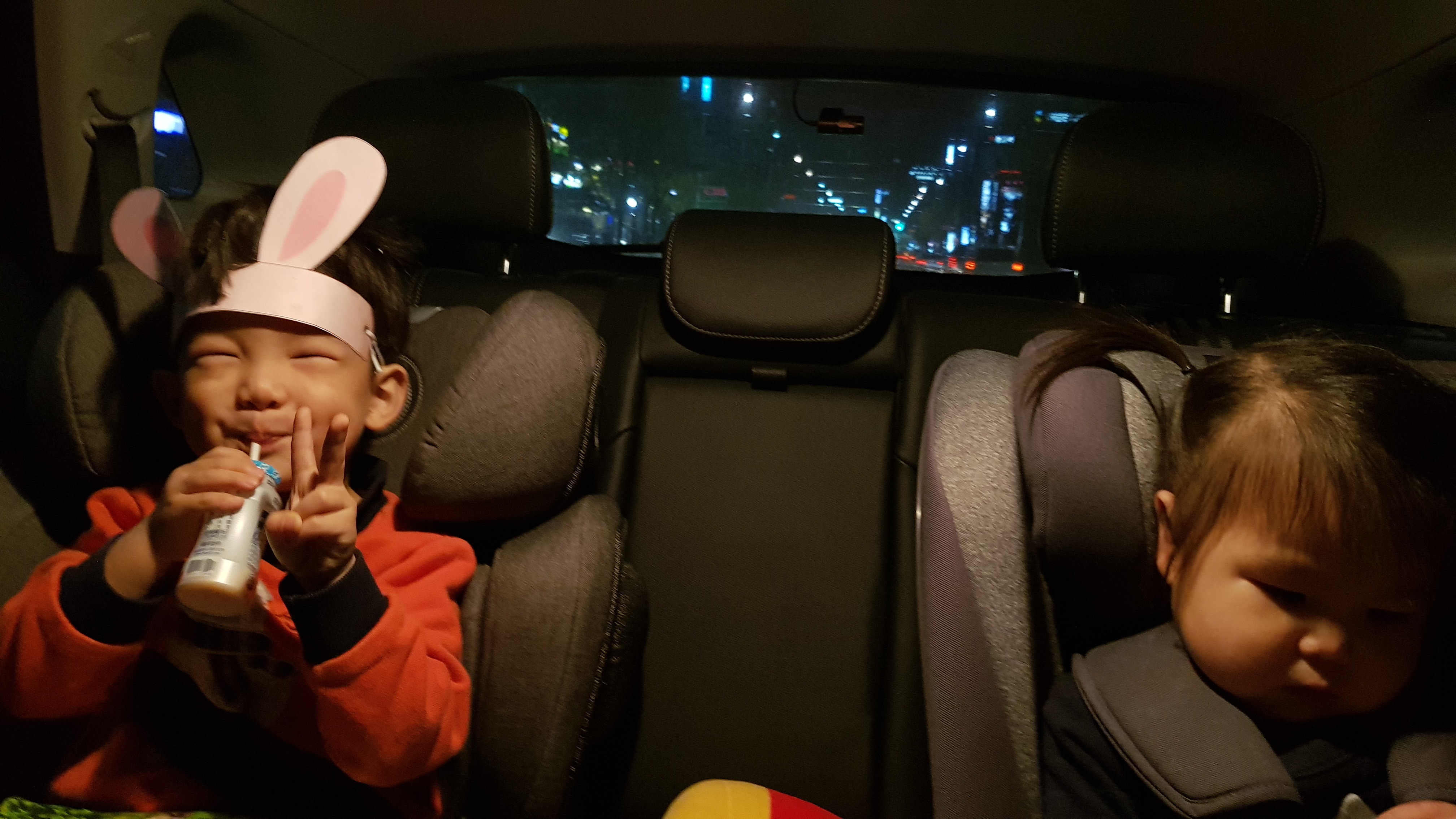 맞벌이부부 육아문제