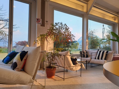 '카페세그루' 내부의 모습을 찍은 사진