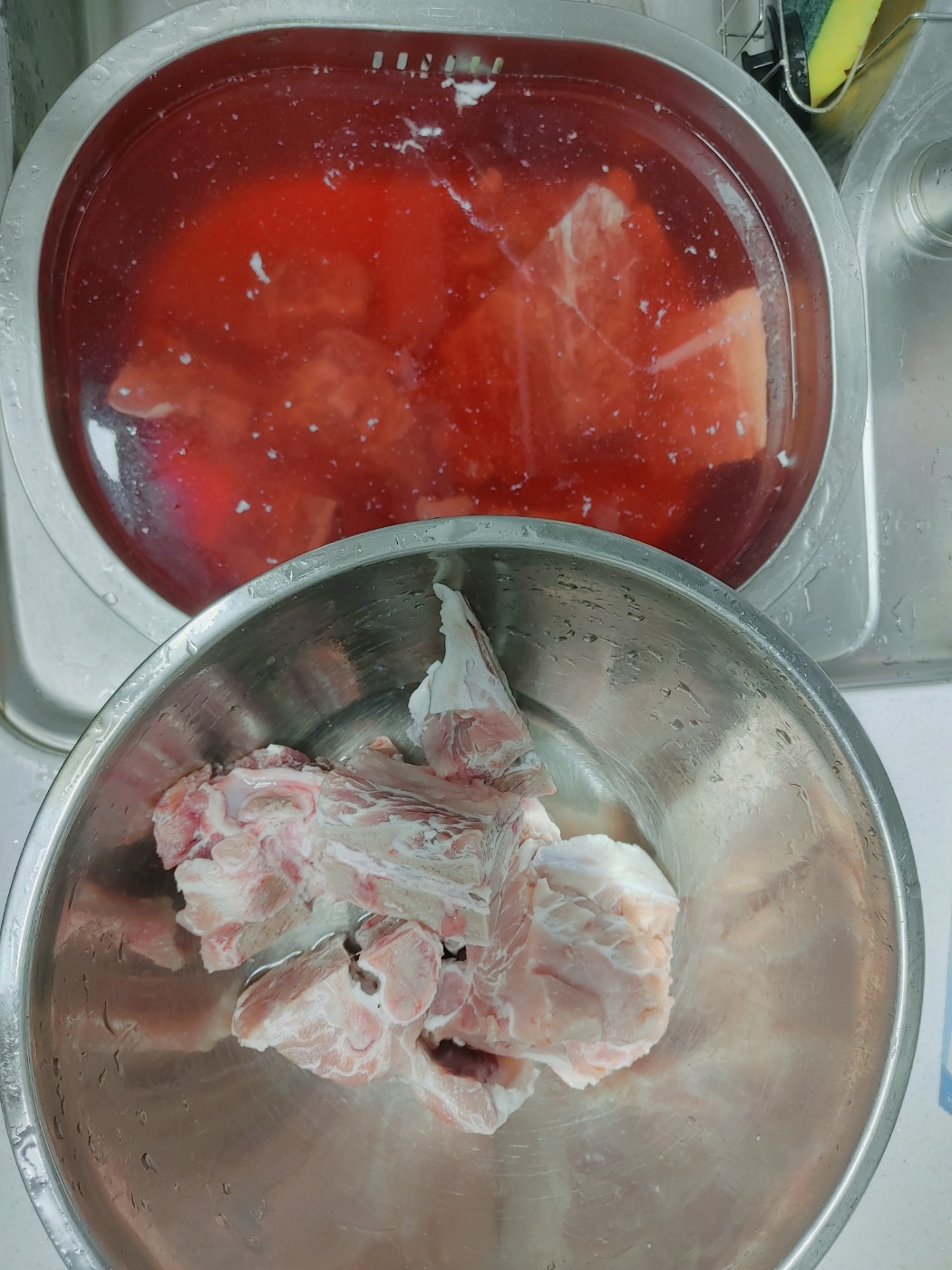 감자탕 핏물빼기