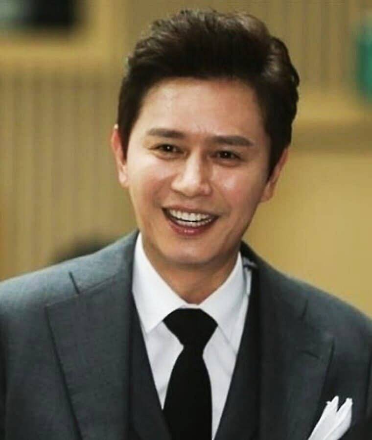 가수-겸-배우-김민종
