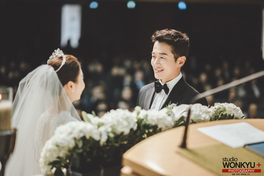 최필립 권은혜 부인