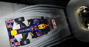 F1 디퓨저의 작동 원리와 다운포스 생성 과정: 보이지 않는 힘의 과학