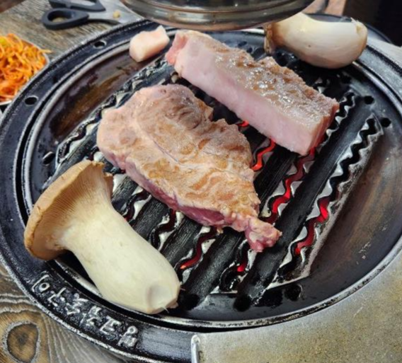 땅코숯불구이-목살-삼겹살-버섯-구이