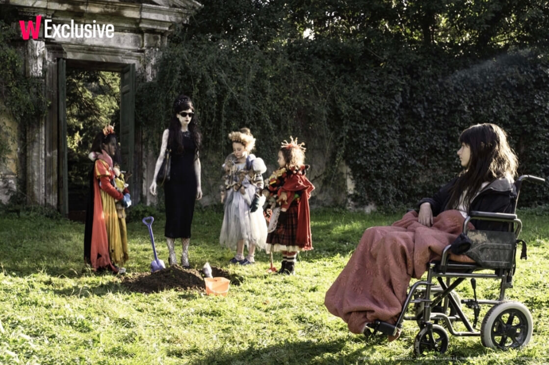 안나: 죽지 않는 아이들