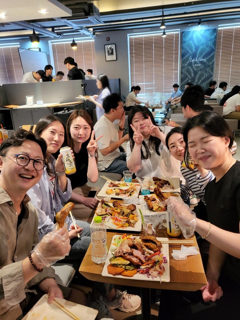 함께 먹으면 더 맛있습니다.