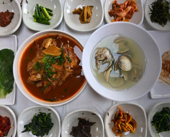 민박집-학섬식당펜션