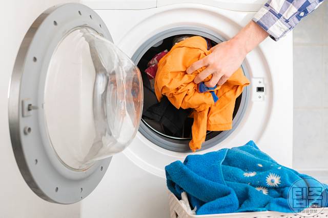 색깔 있는 옷 건조기