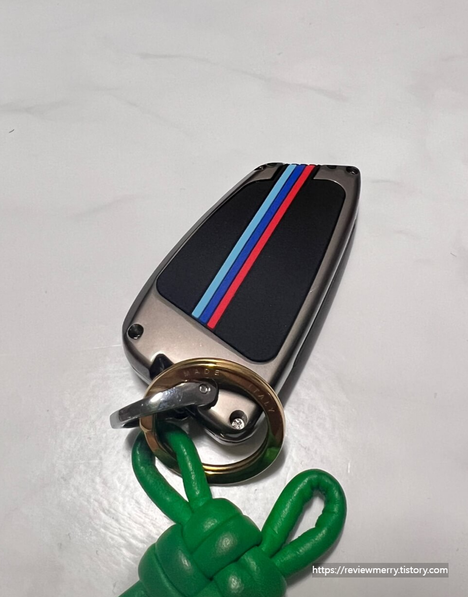스마트키 케이스 착용 뒷면