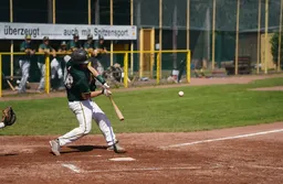 2025 KBO 5회 이전 vs 이후&hellip; 우천취소 기준 따라 달라지는 결과는