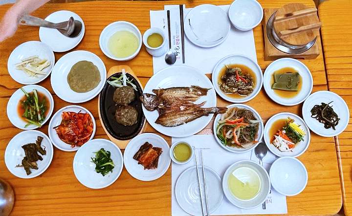 이만기 동네한바퀴 보성 녹차 한정식 맛집 녹차떡갈비 녹차전 녹차묵 소개