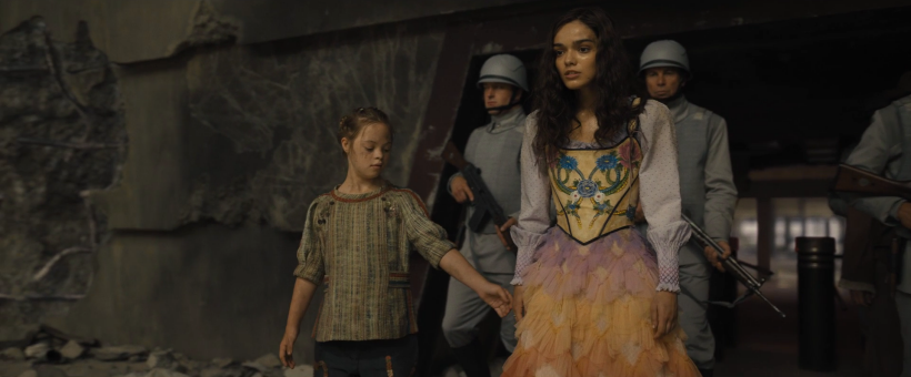 헝거게임-노래하는-새와-뱀의-발라드-스틸컷8