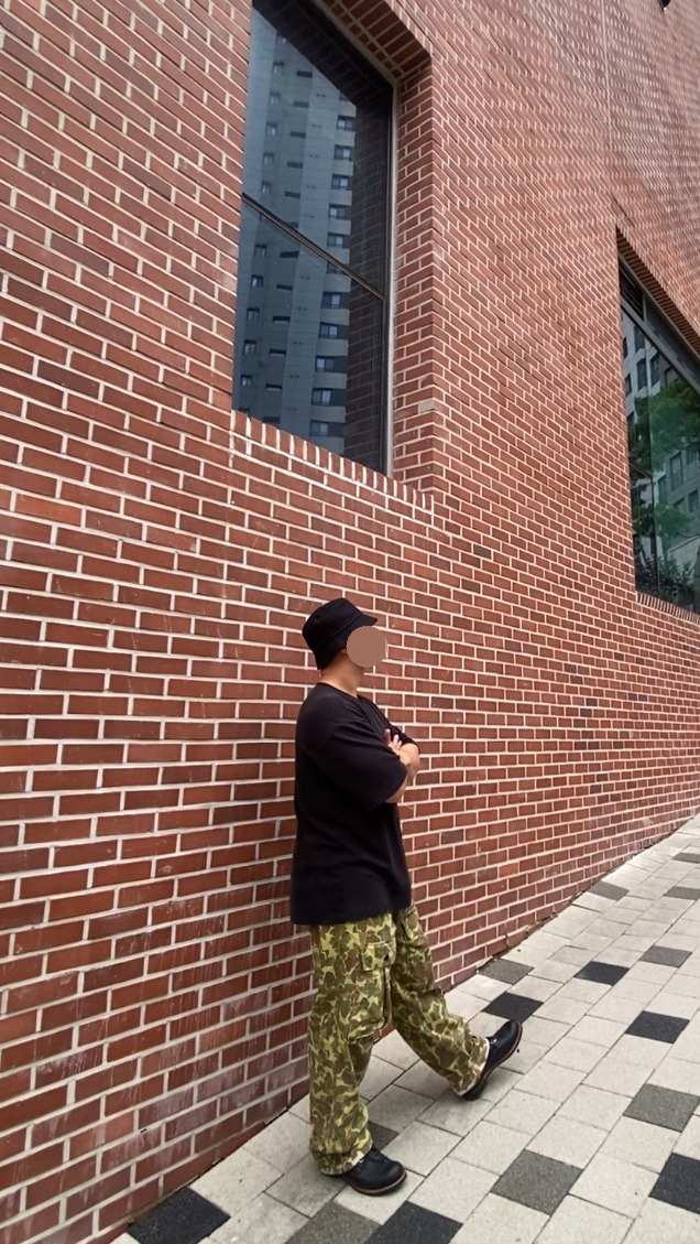 데일리룩(2024. 7. 23.)루오에스펙 오버핏 버킷햇 블랙, 어커버 오버핏 반팔, 브론슨 BRONSON M43 덕헌팅 카모 카고팬츠 카모바지, 레드윙 아이언레인저 블랙 하니스