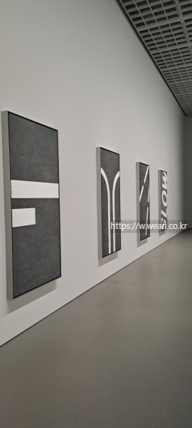 도로 이정표 이미지