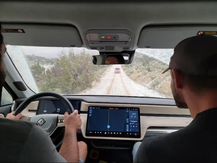 리비안-인테리어