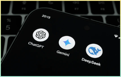 딥시크 인공지능, 제미니. 스마트폰에서 본 ChatGPT AI 앱. Stafford, 영국, 2025년 1월 26일