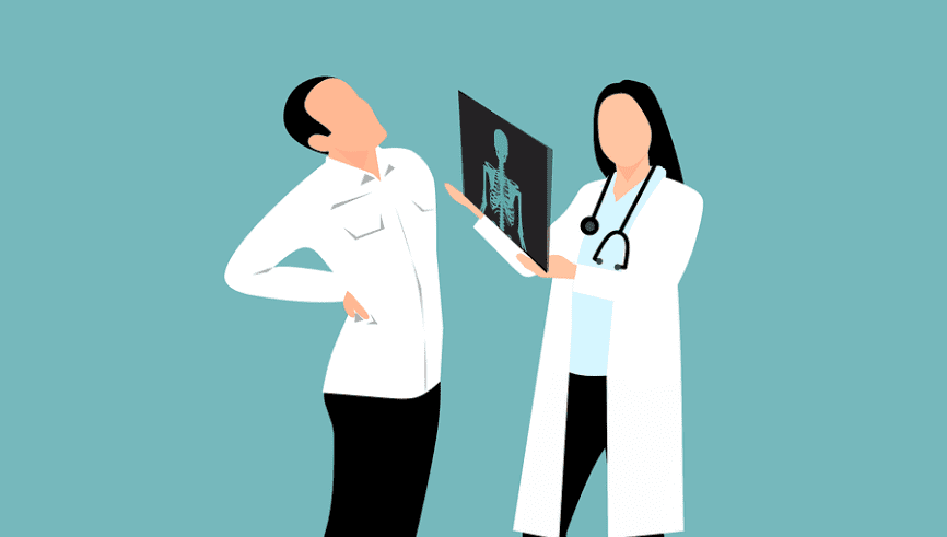 허리가 아픈 사람들의 사진 - 2