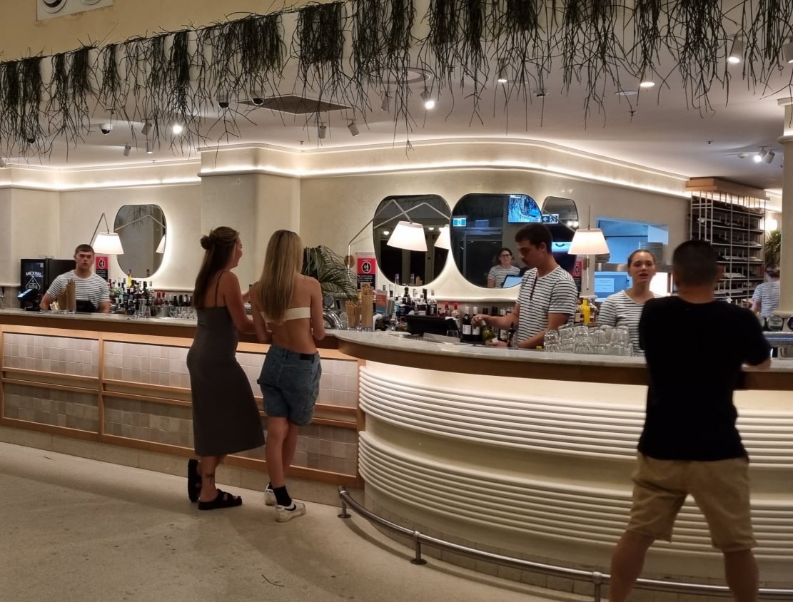 테리걸 호텔 크라운 플라자