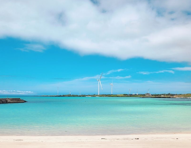 맑고 고운 제주 바다, 김녕해수욕장에서 즐기는 힐링 여행