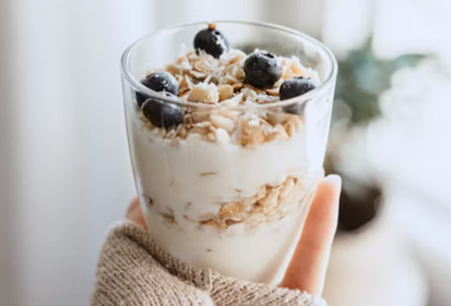 하얗고 시큼한 맛의 반전? 플레인 요거트가 슈퍼푸드로 불리는 이유!