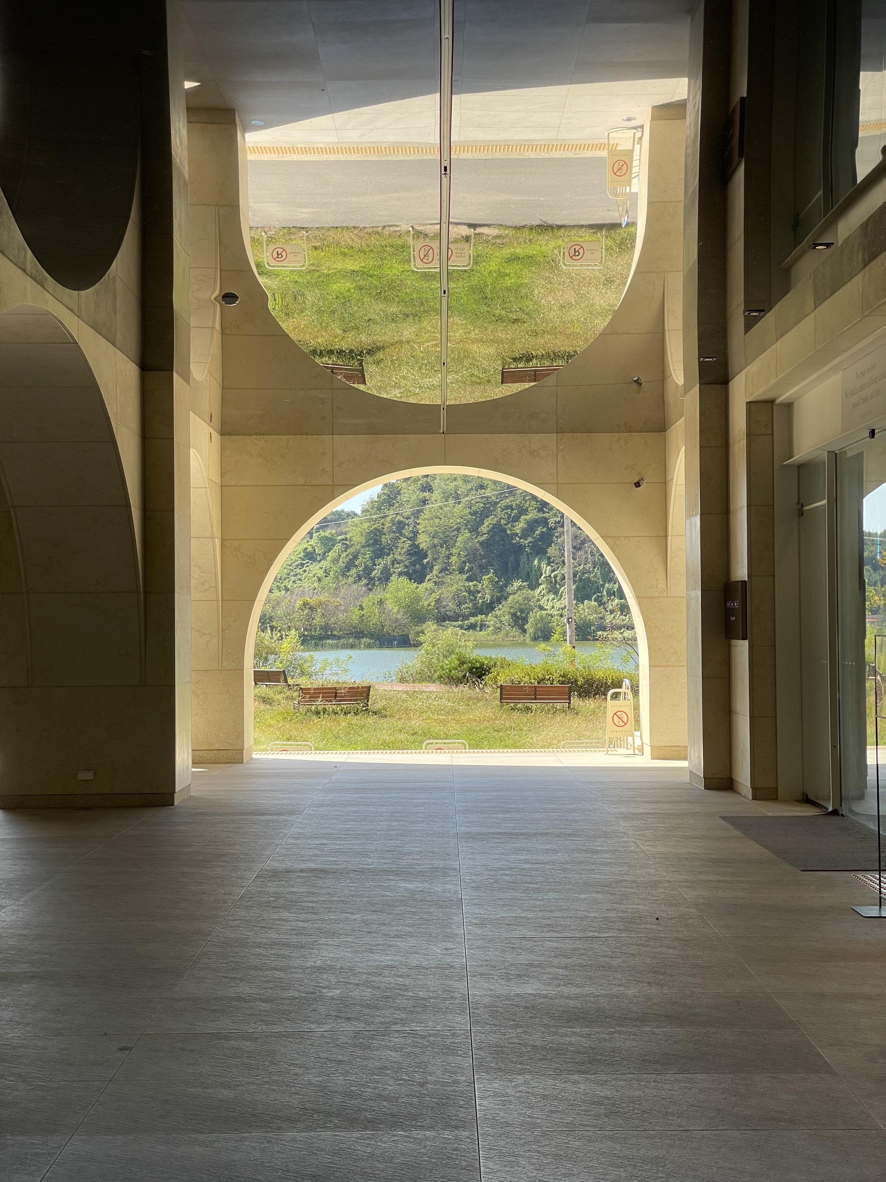 파주 공릉저수지 대형카페 모쿠슈라 프렌치카페