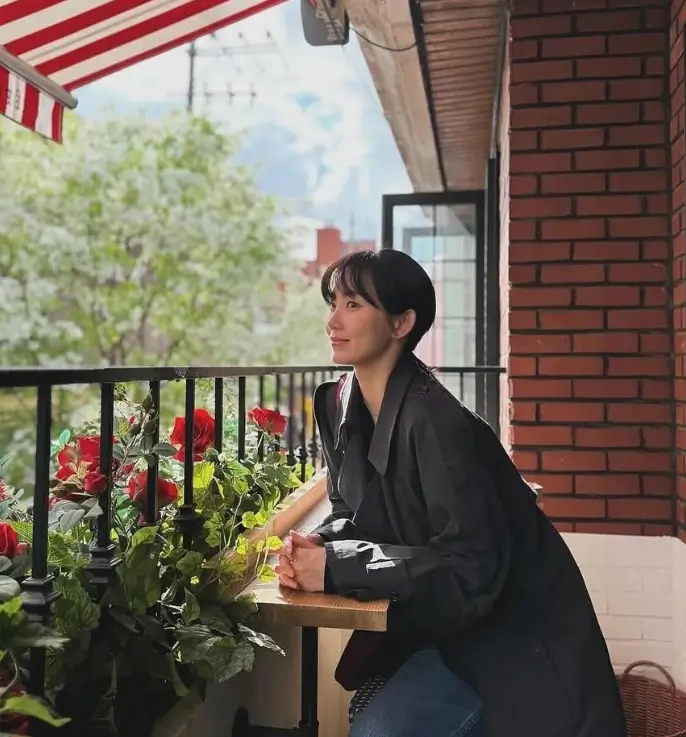 신현빈