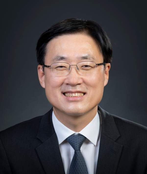 김형두 헌법재판관 판사 프로필