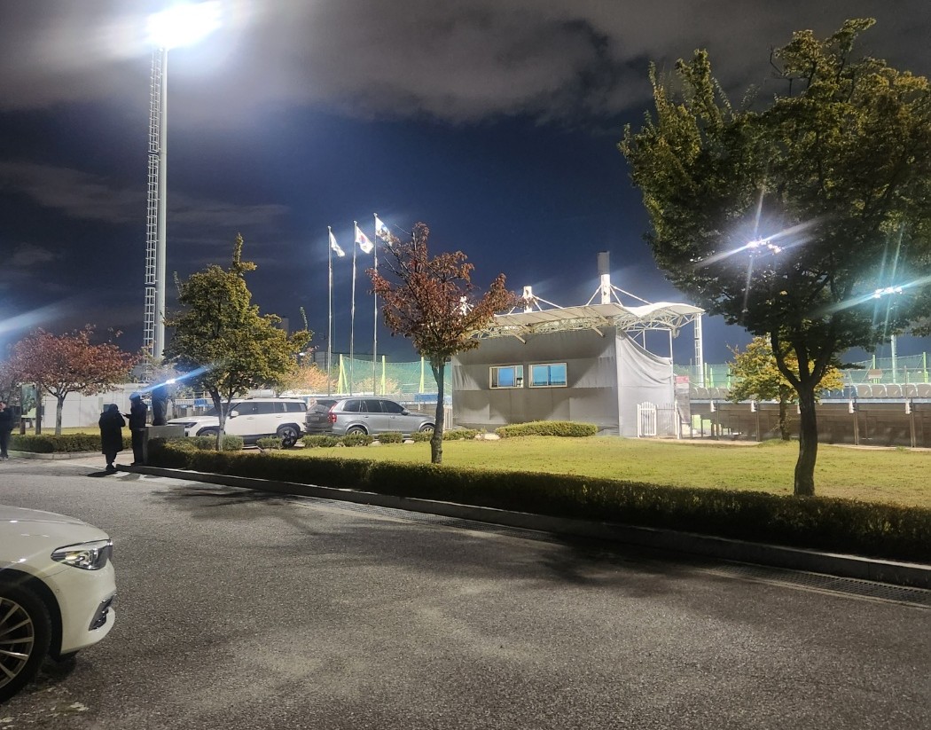 아이 뒷바라지하다 놓친 부모의 건강: 4050 학부모를 위한 관절&middot;만성 피로 실전 케어법