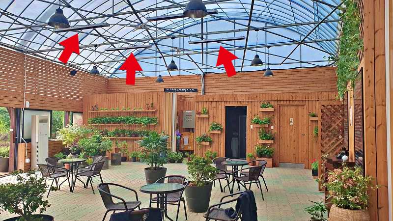 비닐하우스 난방은 물론 카페 난방까지 한번에 해결할 수 있다