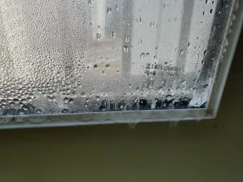 창문 결로 해결 제습 환기 단열필름 물받이 트레이 팁_12