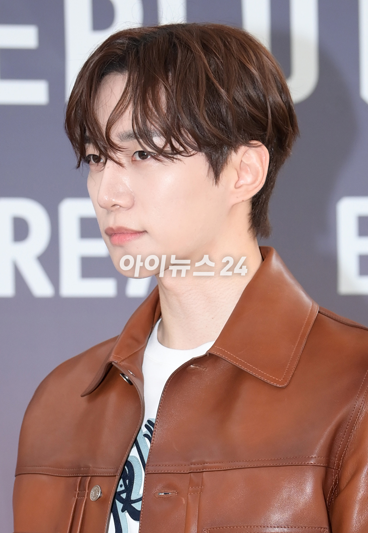 가수 겸 배우 이준호가 2일 오전 서울 성동구 성수동 비컨스튜디오에서 열린 벨루티(BERLUTI) FW23 프레스 프레젠테이션 포토콜 행사에 참석하고 있다. [사진=정소희 기자]