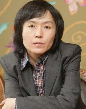 박찬옥 감독 사진