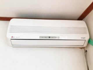 벽걸이 에어컨 청소 방법